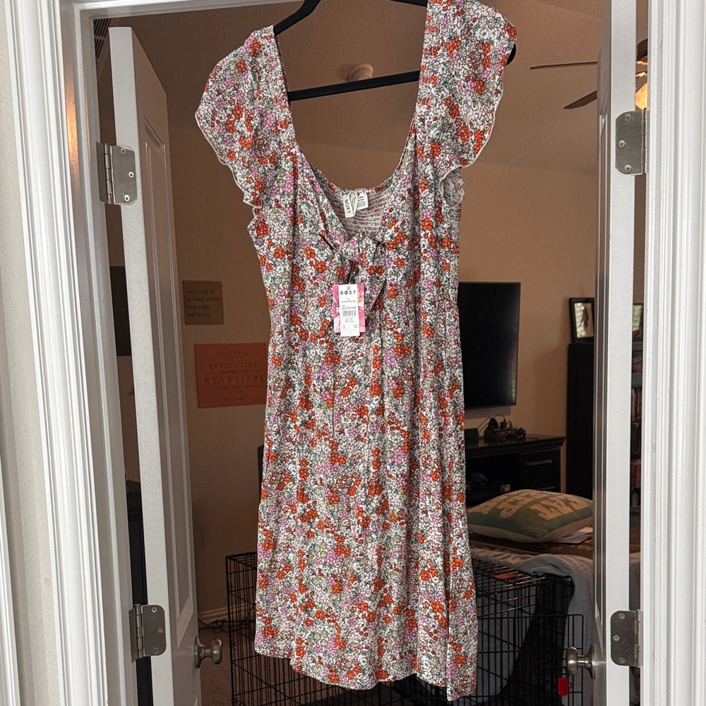 NWT Roxy Oceanview Mini floral dress Size XL